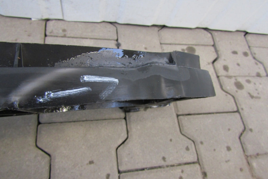 Prednji branik Podłoga płyta belka CITROEN C3 PICASSO 08-11