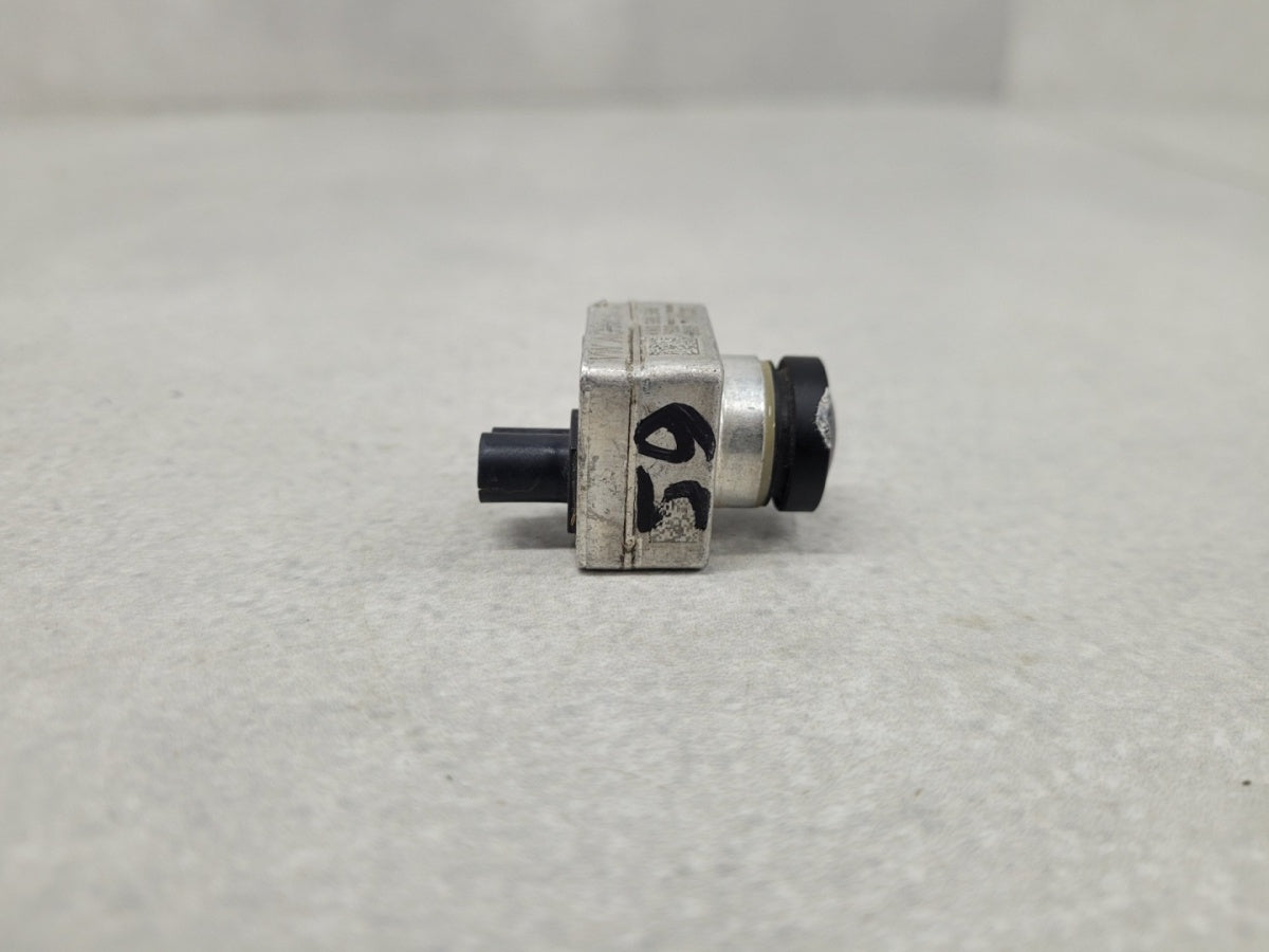 kamera kamerka parkowania Audi A8 D5 4N0 17-