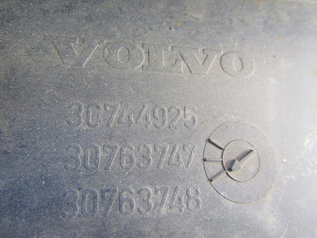 Podłoga płyta Volvo S40 II V50 Lift 07-12