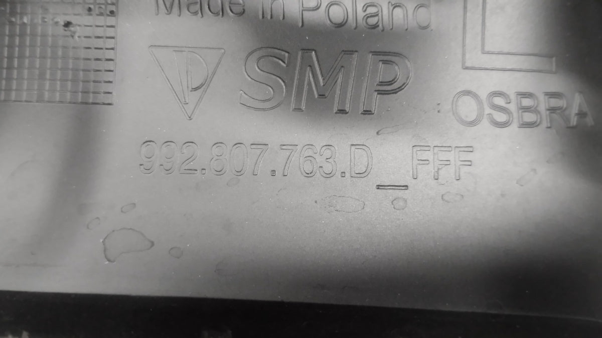 Rešetka Porsche 911 992 lajsna Ramka Zderzaka lijeva Wlot MATOWA 992807763D