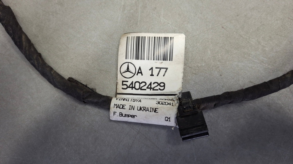 Radar sensor czujnik distronic ACC Mercedes A0009053011