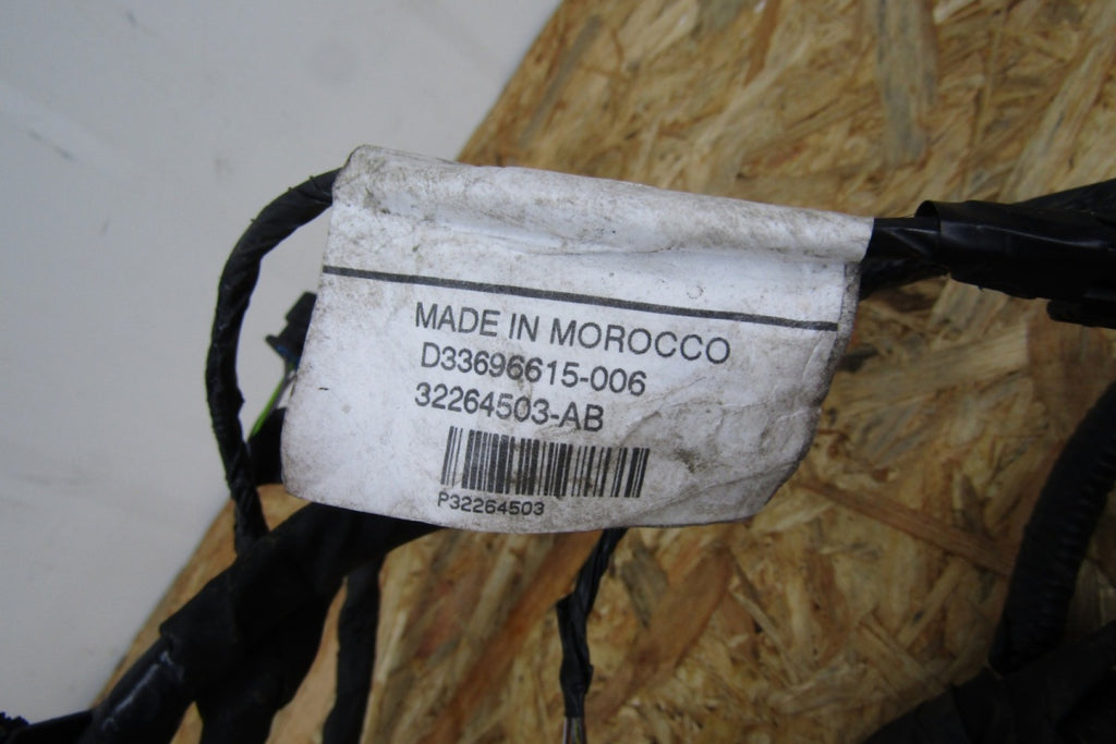 Radar sensor czujnik martwego pola + Wiązka PDC zderzaka zadnji VOLVO XC60 II 2