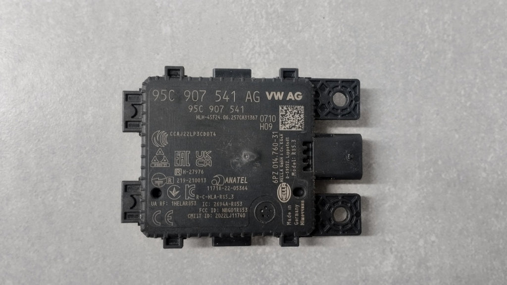 Radar sensor distronic moduł ACC + Obudowa / VAG nr 95C907541AG