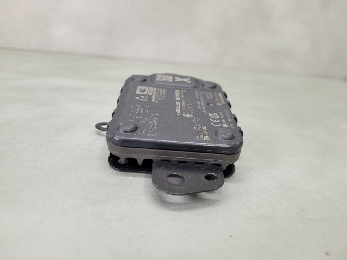 Radar sensor distronic Toyota Yaris IV 4 Cross