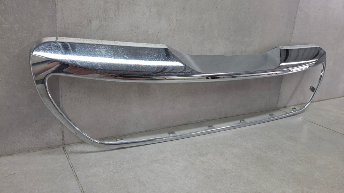 Maska (grill) Ramka hrom a atrapy prednja Peugeot 108 14-22