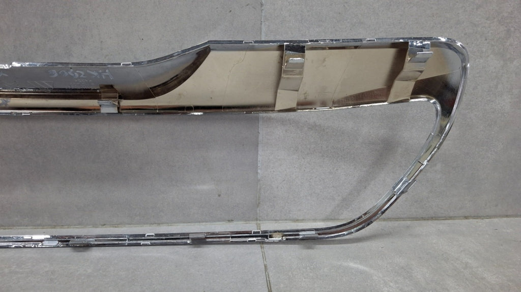 Maska (grill) Ramka hrom a atrapy prednja Peugeot 108 14-22