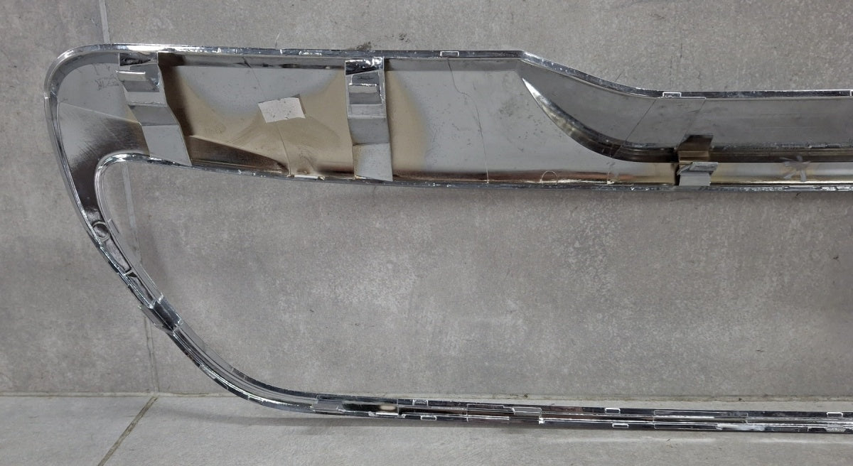 Maska (grill) Ramka hrom a atrapy prednja Peugeot 108 14-22