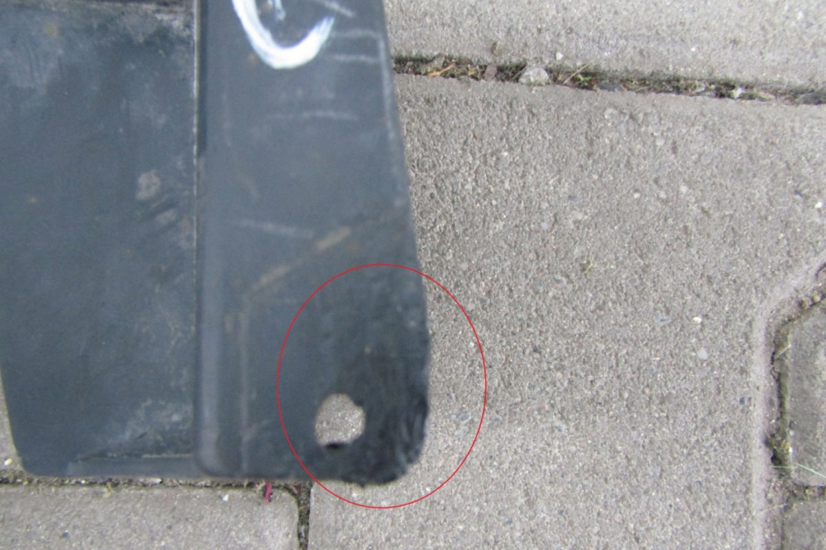Prednji branik OSŁONA PŁYTA POD RENAULT MEGANE III 622350001R 08-13