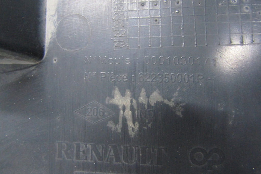 Prednji branik OSŁONA PŁYTA POD RENAULT MEGANE III 622350001R 08-13