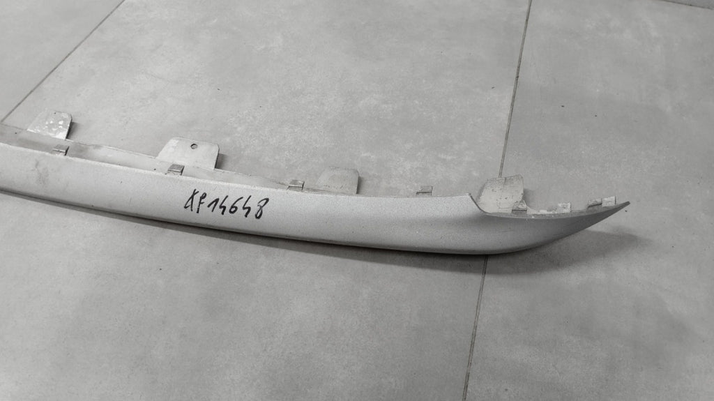 Spojler DOKŁADKA ZDERZAKA prednji MERCEDES GLA X156 13-19 OEM A1568851522
