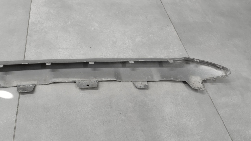 Spojler DOKŁADKA ZDERZAKA prednji MERCEDES GLA X156 13-19 OEM A1568851522