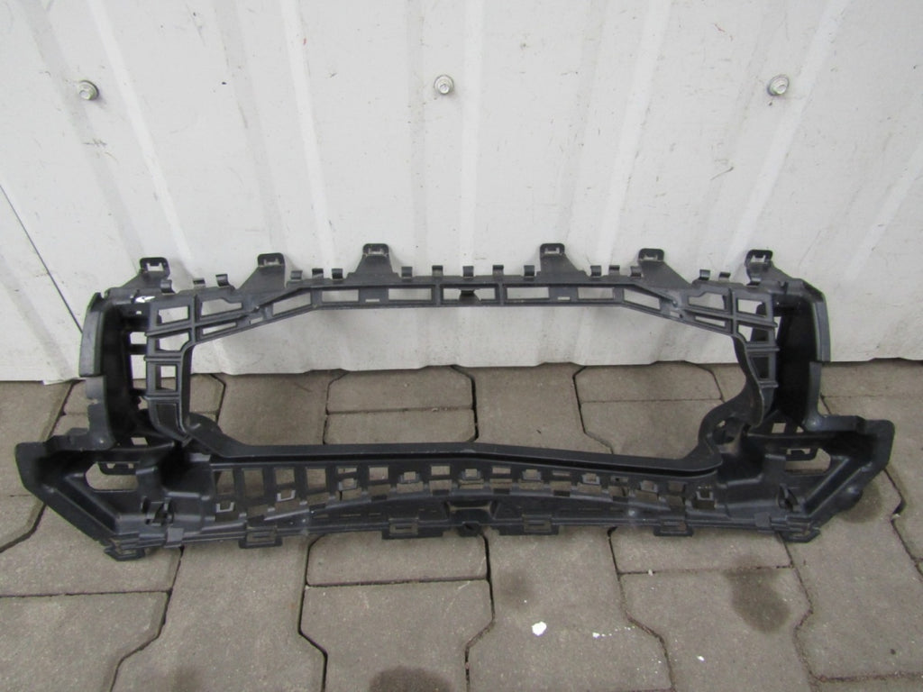 Ślizg mocowanie zderzaka prednji MERCEDES W206 AMG 22- A2068855103