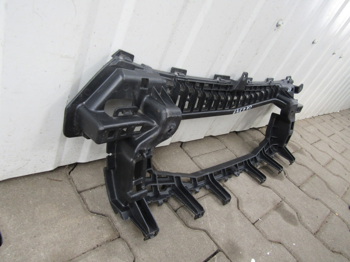 Ślizg mocowanie zderzaka prednji MERCEDES W206 AMG 22- A2068855103