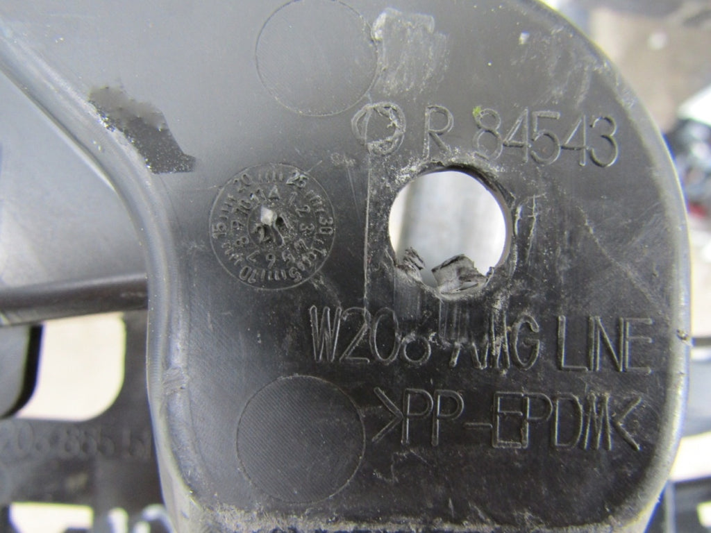 Ślizg mocowanie zderzaka prednji MERCEDES W206 AMG 22- A2068855103