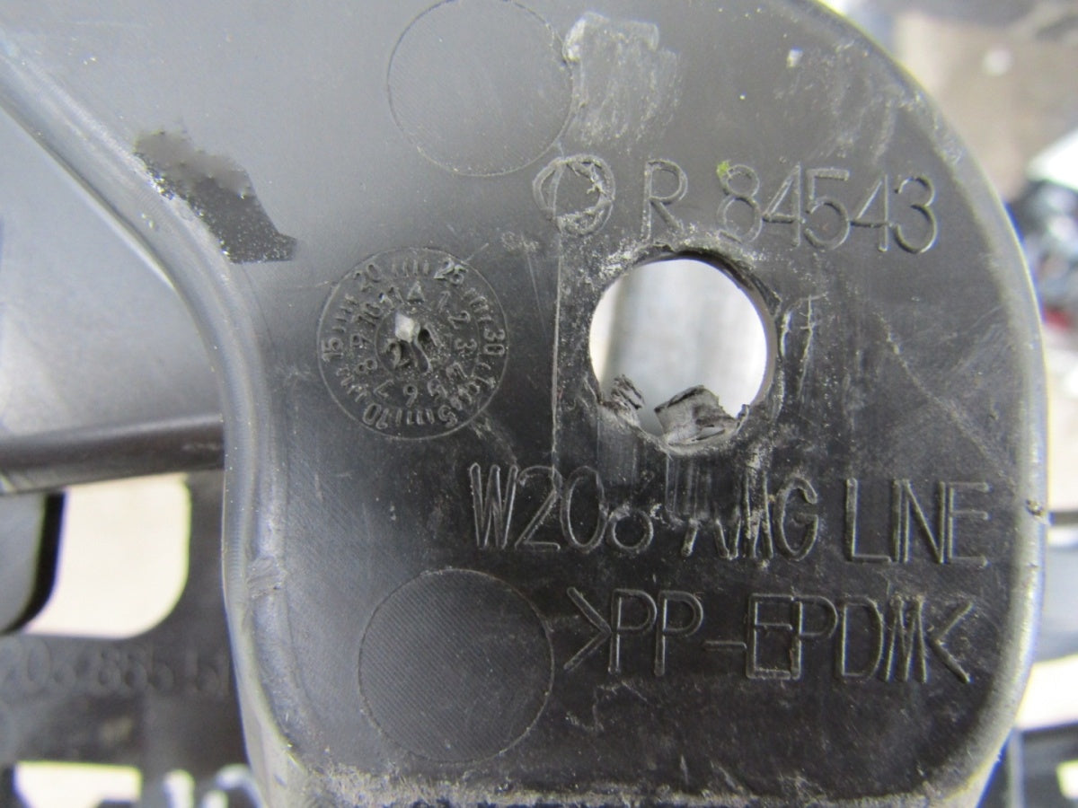 Ślizg mocowanie zderzaka prednji MERCEDES W206 AMG 22- A2068855103