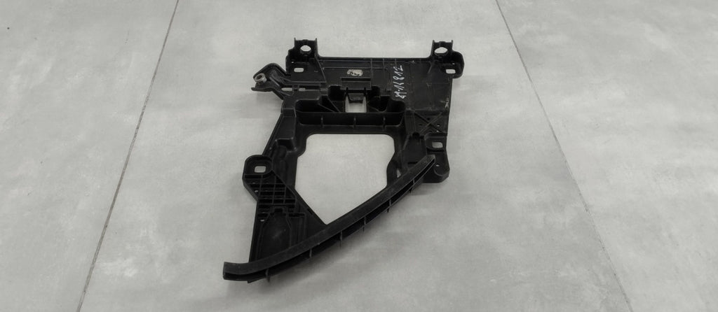 Ślizg uchwyt svjetla lijevi prednji PORSCHE CAYENNE lift 14-17 7P5941045B