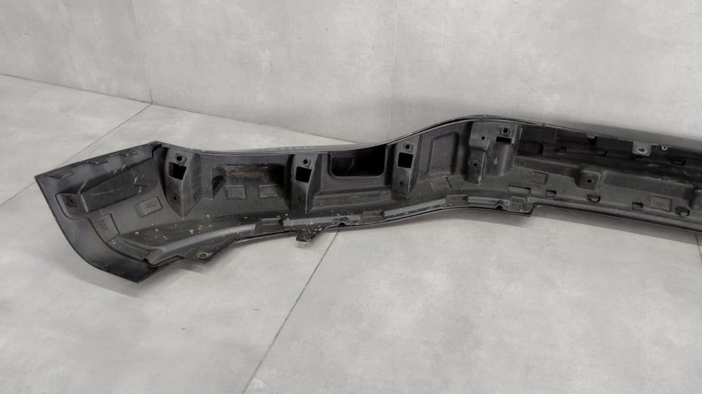 Zadnji dodatak branika Dyfuzor nego ASTON MARTIN DBX 20- GOMY 83-17E955-A