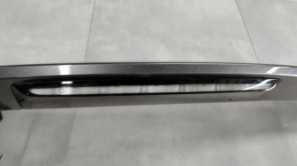 Spojler daszek lotka klapy zadnji FORD KUGA MK3 2019- / LED LV4BS44210 B