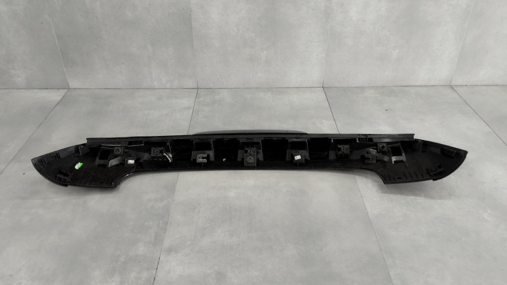 Spojler daszek lotka klapy zadnji FORD KUGA MK3 2019- / LED LV4BS44210 B