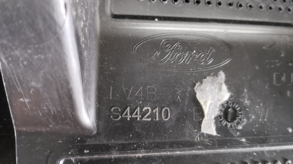 Spojler daszek lotka klapy zadnji FORD KUGA MK3 2019- / LED LV4BS44210 B