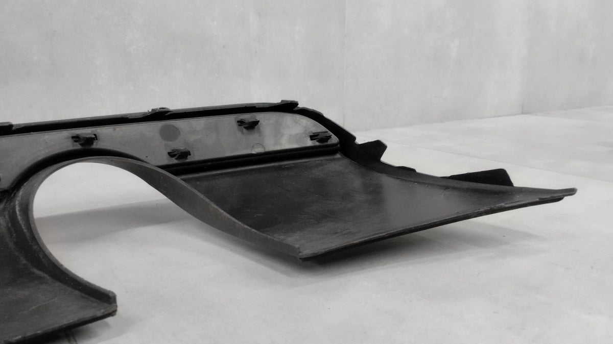 Zadnji branik Spoiler dokładka dyfuzor AUDI A3 8V5 SEDAN 13- 8V5807521
