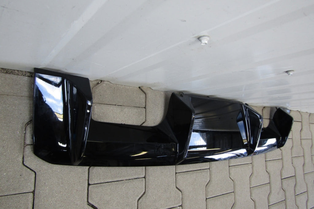 Zadnji branik Spoiler dokładka BMW M4 G82 20-