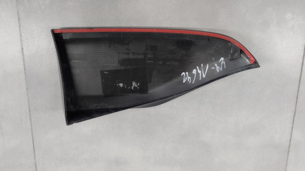 Spojler DOKŁADKA ZDERZAKA zadnji desni VOLVO V40 12-19 OEM 31316891 NAROŻNIK