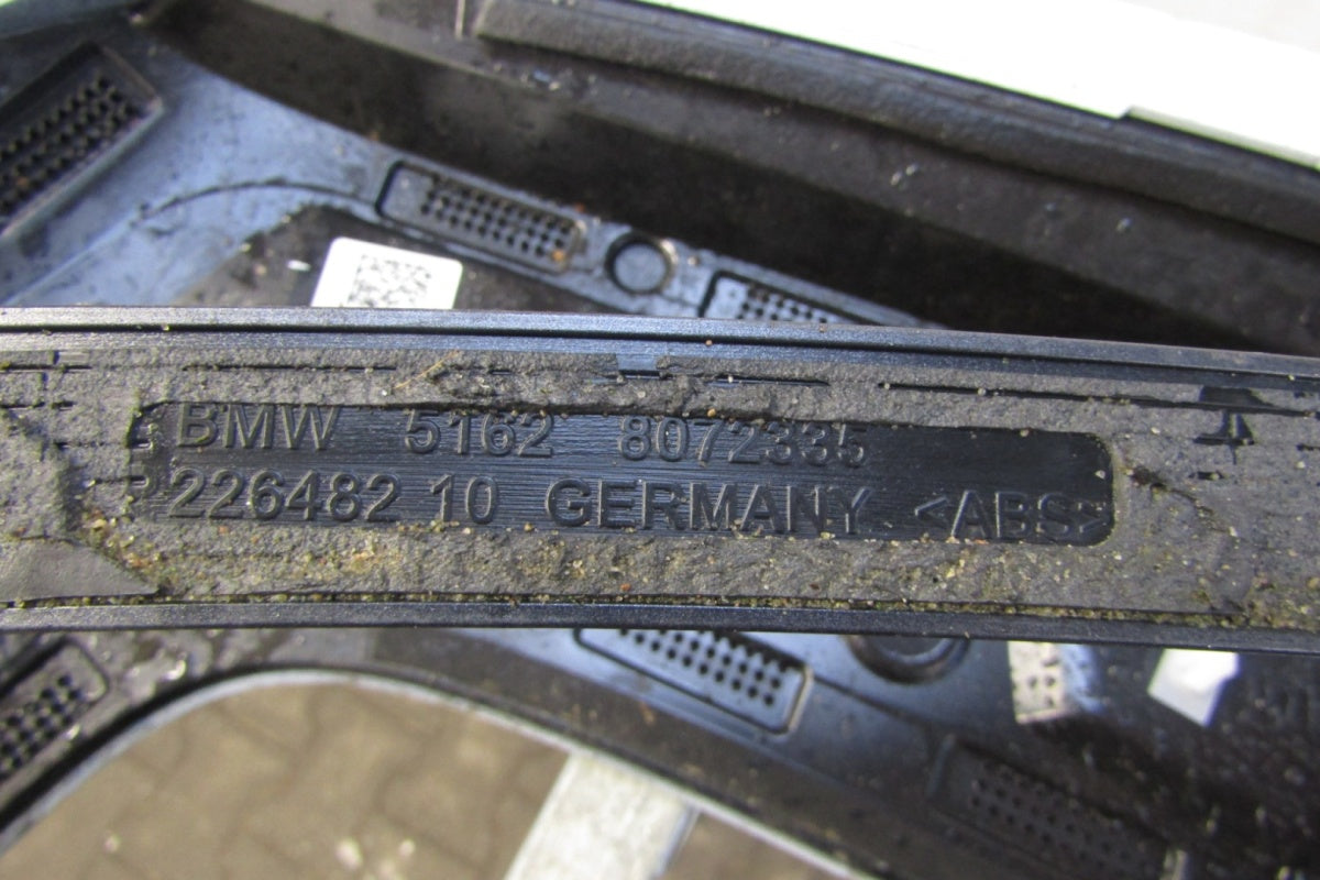 Spojler dokladka daszek klapy zadnji BMW M2 F87 51628072335 16-