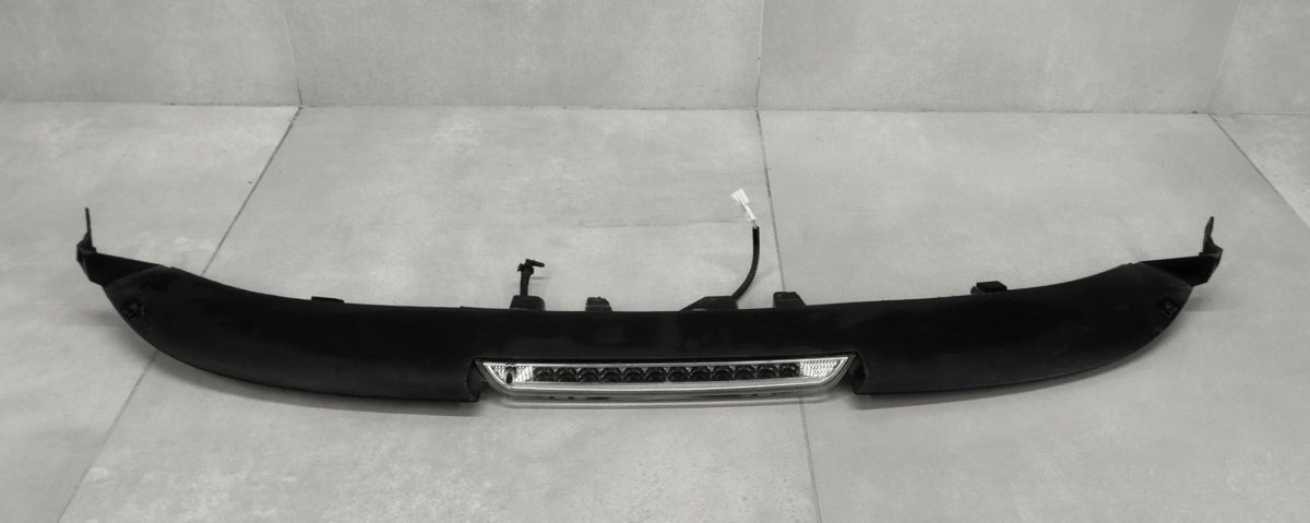 Spojler treće svjetlo STOP Peugeot 308 III T10 karavan SW / 9837890980