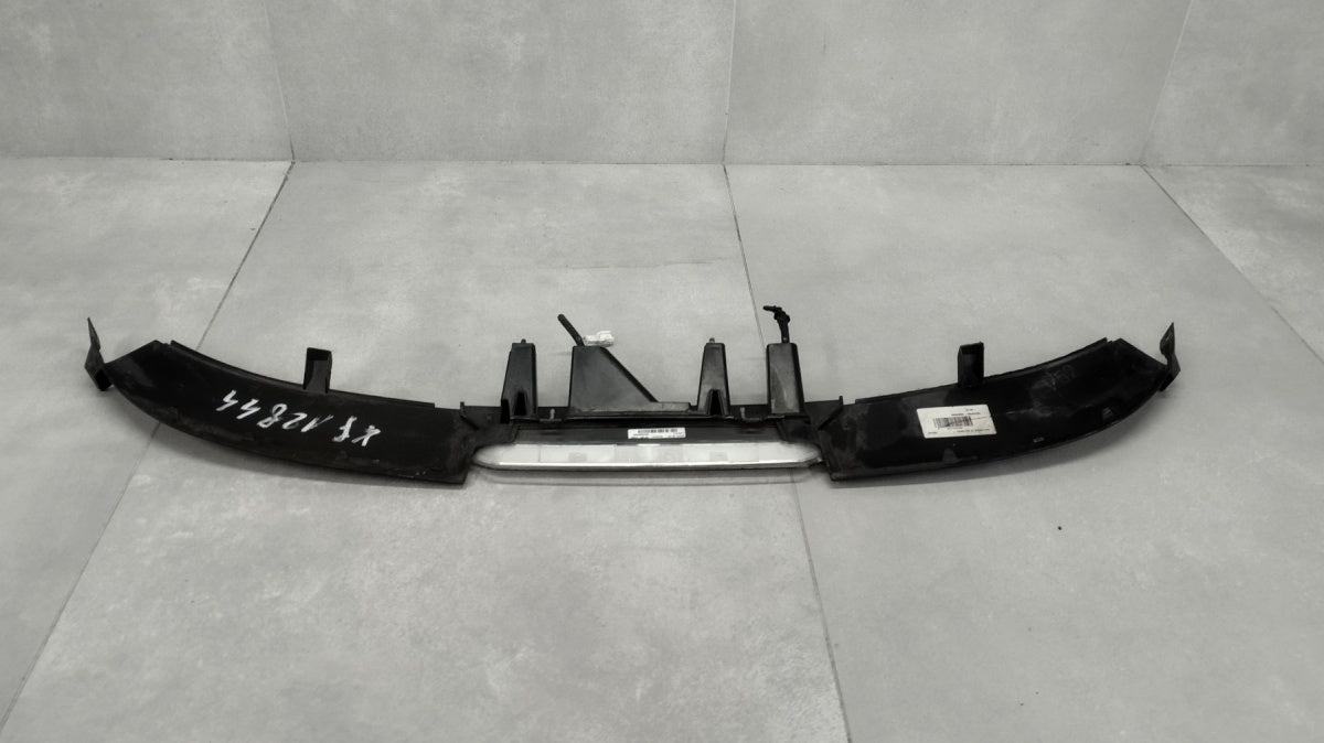 Spojler treće svjetlo STOP Peugeot 308 III T10 karavan SW / 9837890980
