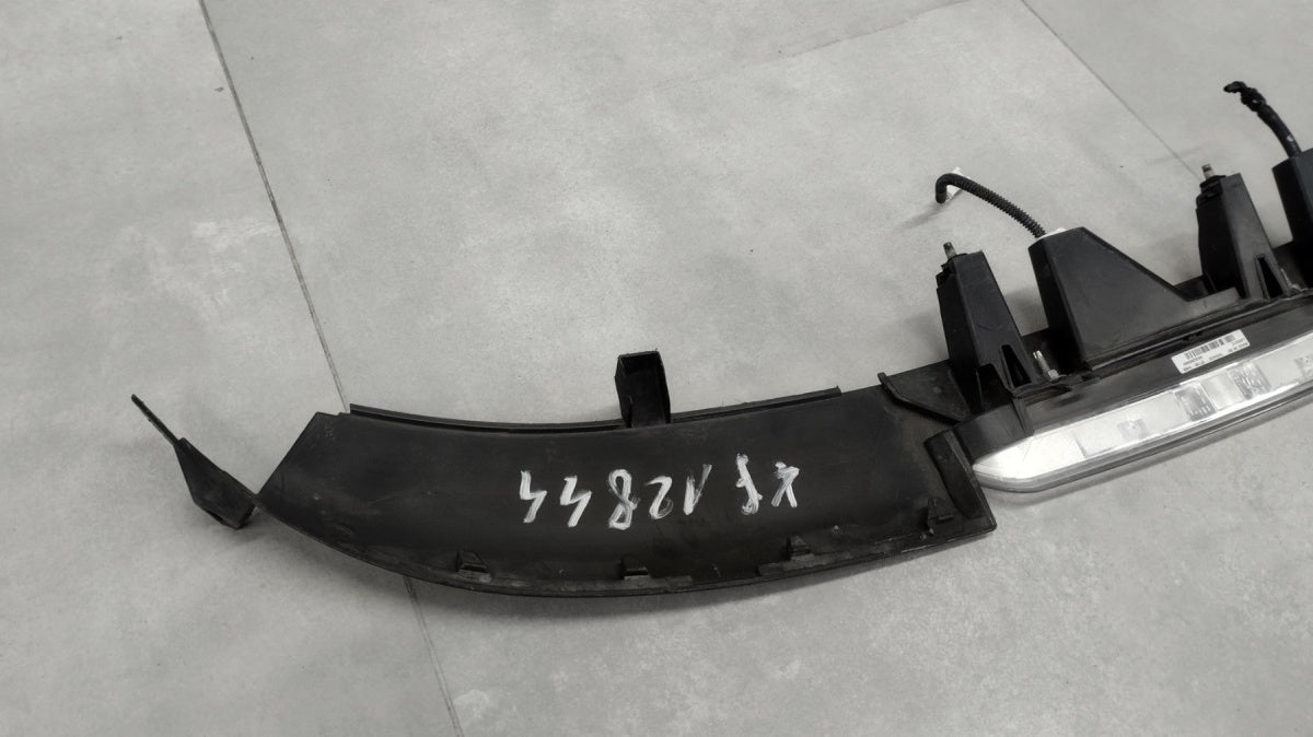 Spojler treće svjetlo STOP Peugeot 308 III T10 karavan SW / 9837890980