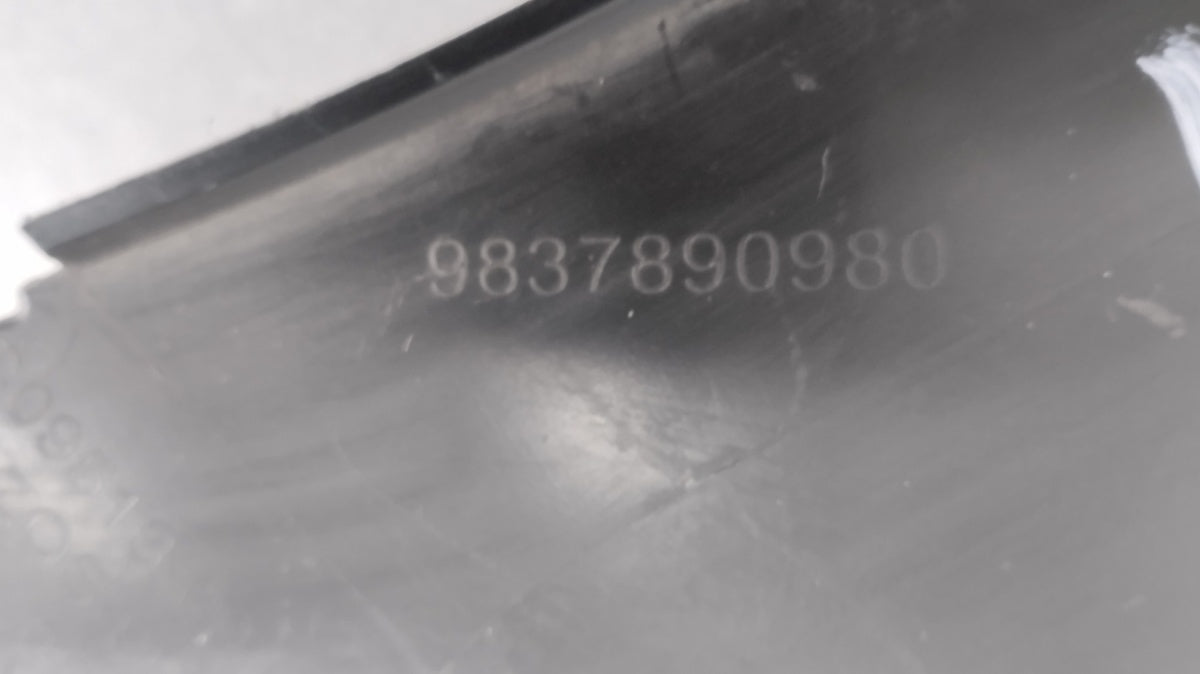 Spojler treće svjetlo STOP Peugeot 308 III T10 karavan SW / 9837890980