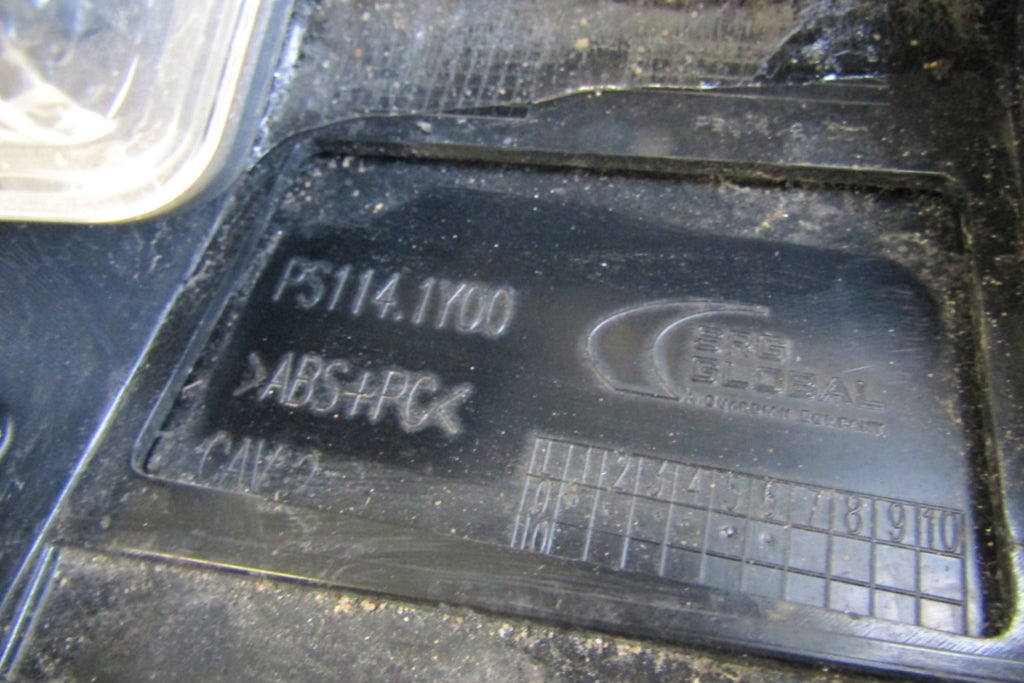 Spojler gepek vrata OPEL CORSA F 19-