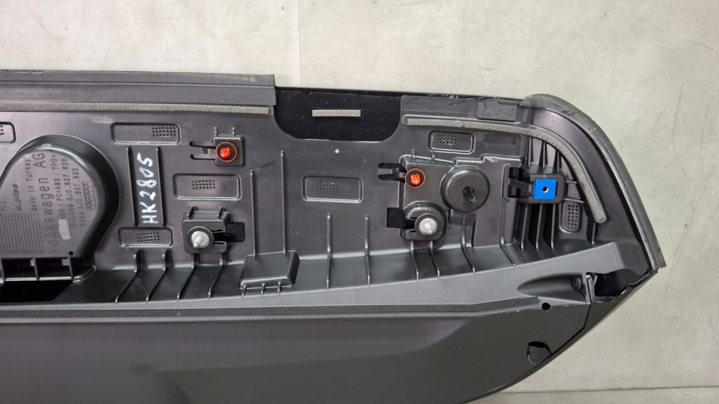 Spojler gepek vrata Vw Volkswagen Passat B9 3J0 R-Line kombi 24-