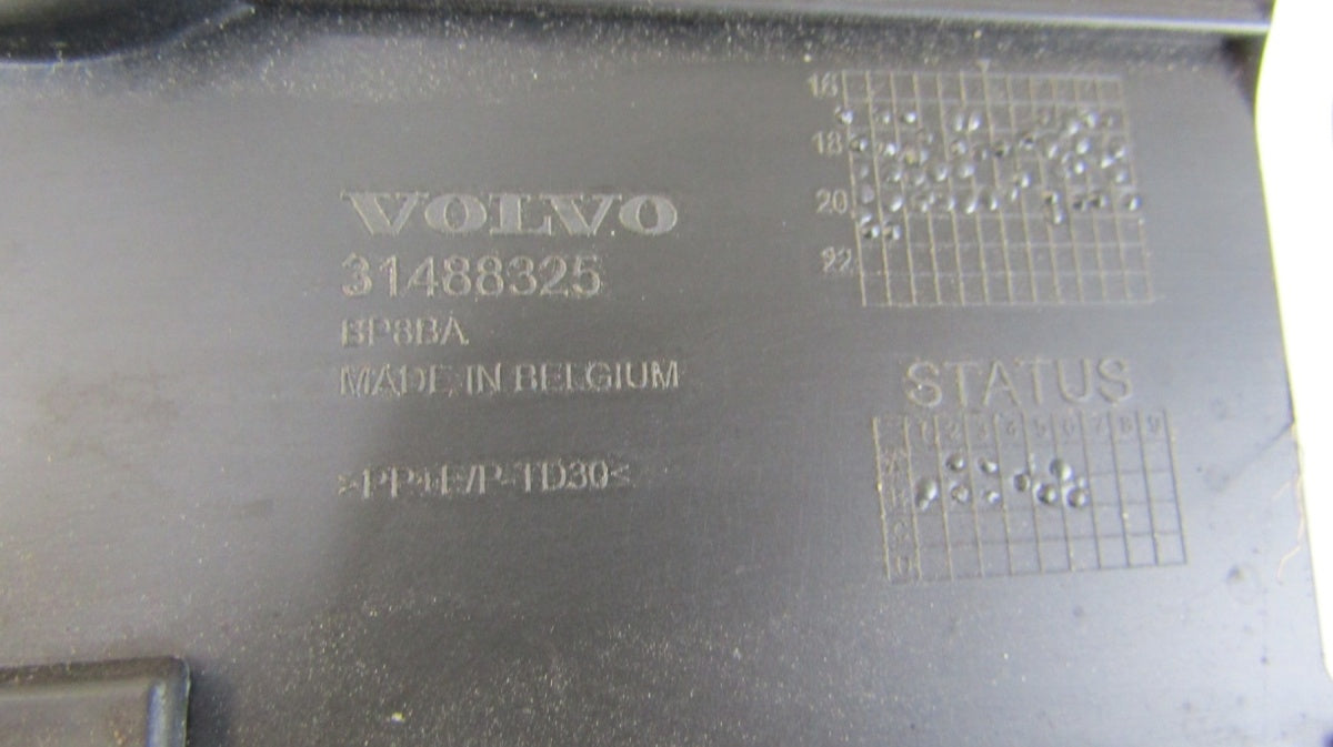 Spojler gepek vrata Volvo XC40 17-