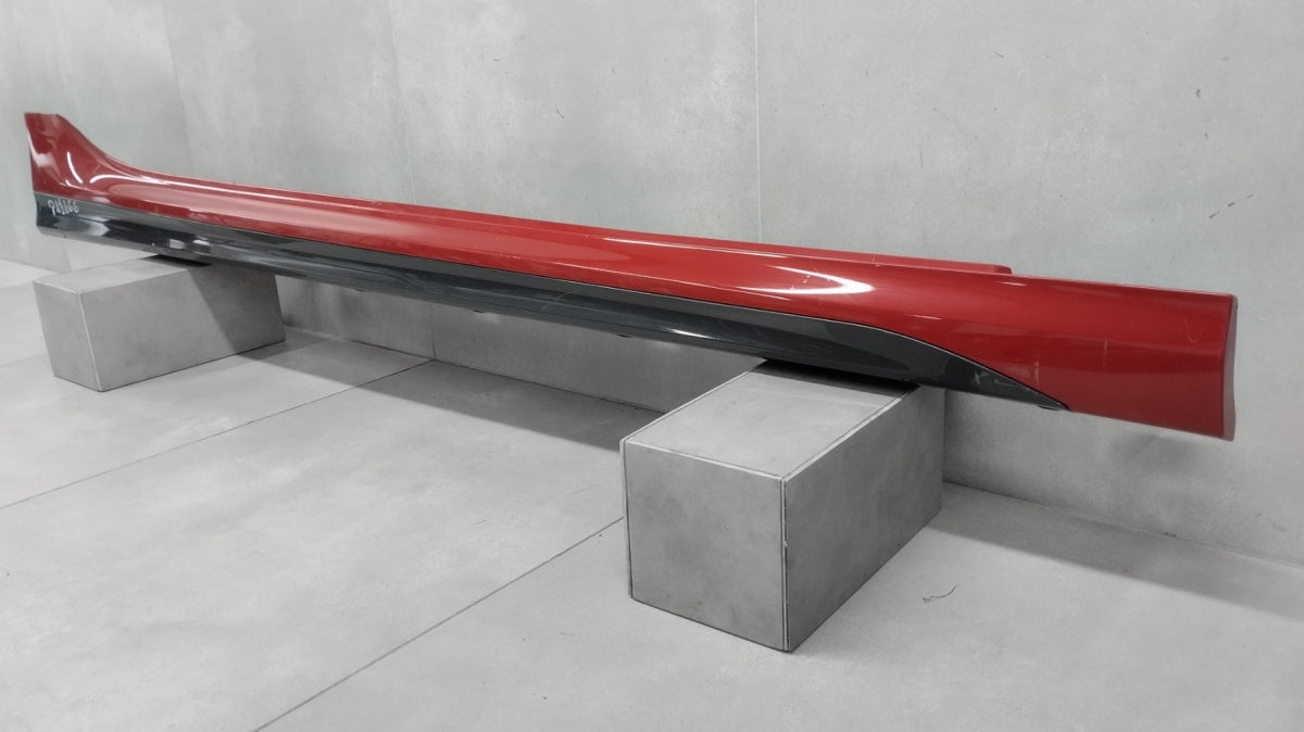 Lajsna praga desna BMW 2 F44 M paket 19-