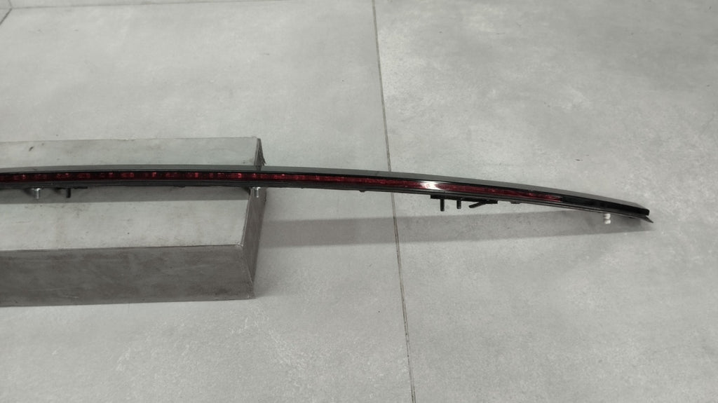 Światło stop stopu AUDI A5 F5 SPORTBACK 8W8 16-24