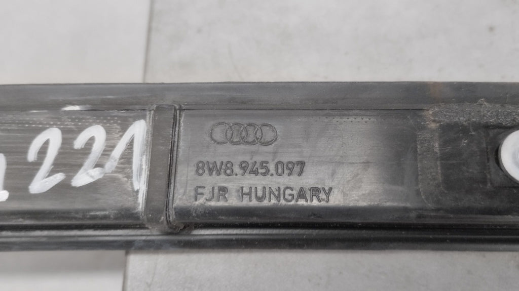 Światło stop stopu AUDI A5 F5 SPORTBACK 8W8 16-24