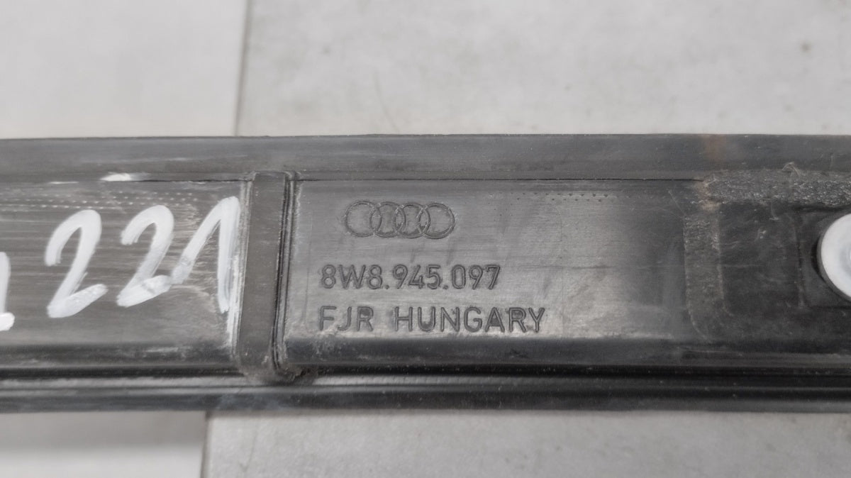 Światło stop stopu AUDI A5 F5 SPORTBACK 8W8 16-24