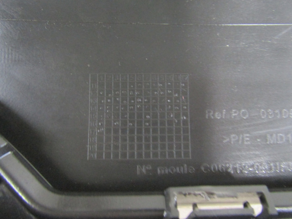 Prednji branik Grill atrapa CITROEN BERLINGO 12- LIFT