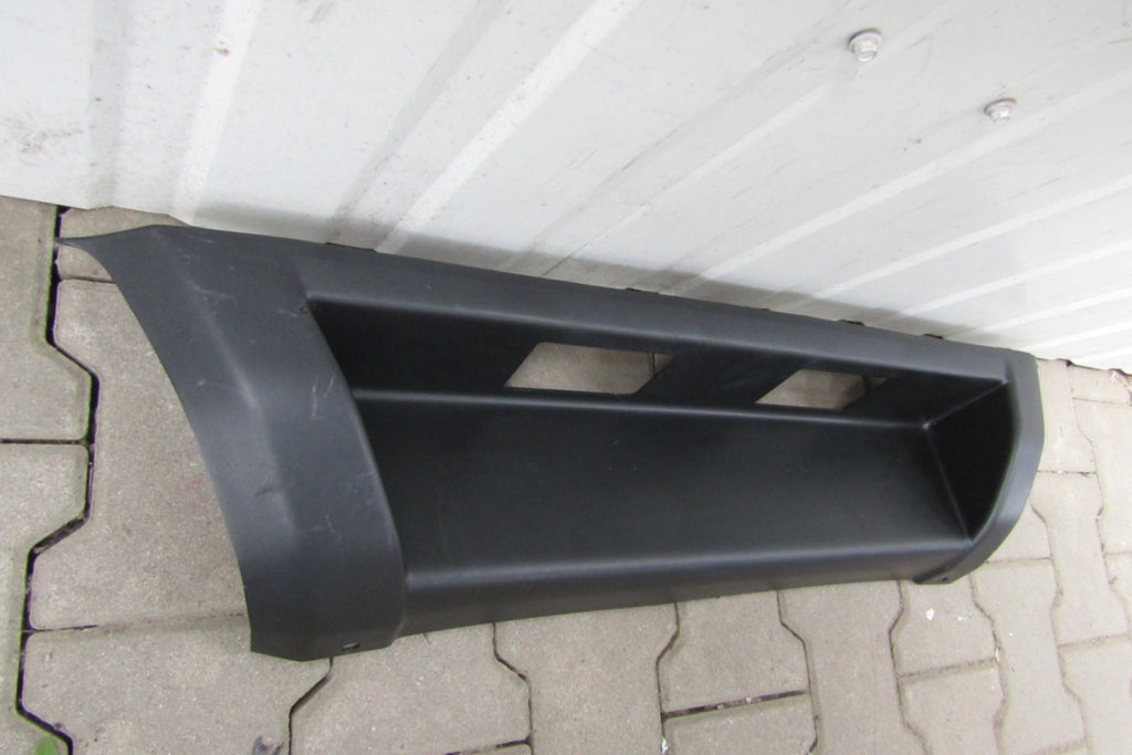 Zadnji branik środek zderzaka NISSAN NAVARA NP300 D23 14-19