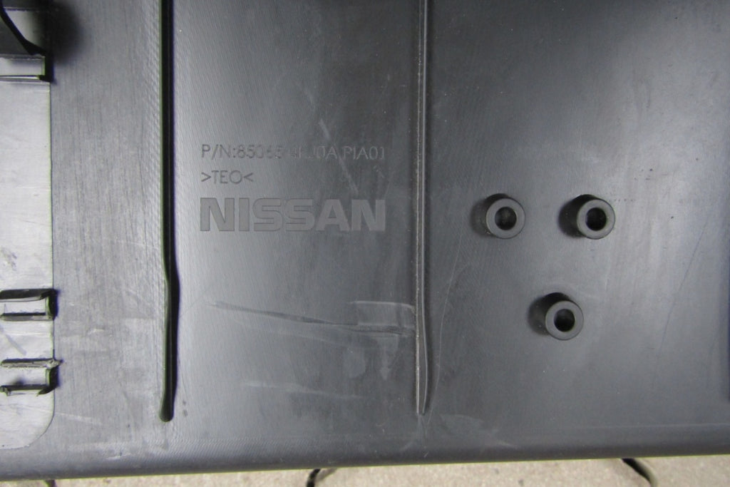 Zadnji branik środek zderzaka NISSAN NAVARA NP300 D23 14-19
