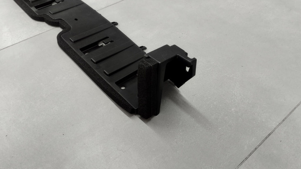 Absorber Amortyzator zderzaka przedniego Toyota Prius+ 2015-2020 TY4271612