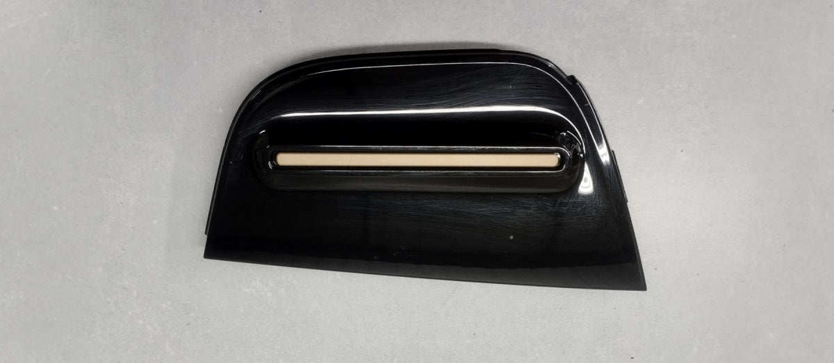 Poklopac lajsne vrata lijevi zadnji Citroën C3 Aircross 24- / OE 9856517080