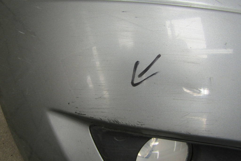 Prednji branik Toyota Yaris II LIFT 09-11