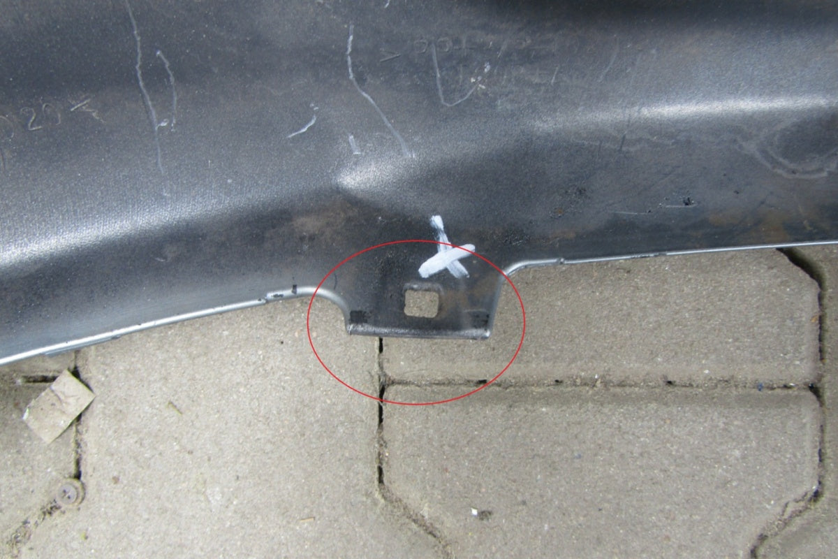 Prednji branik Toyota Yaris II LIFT 09-11