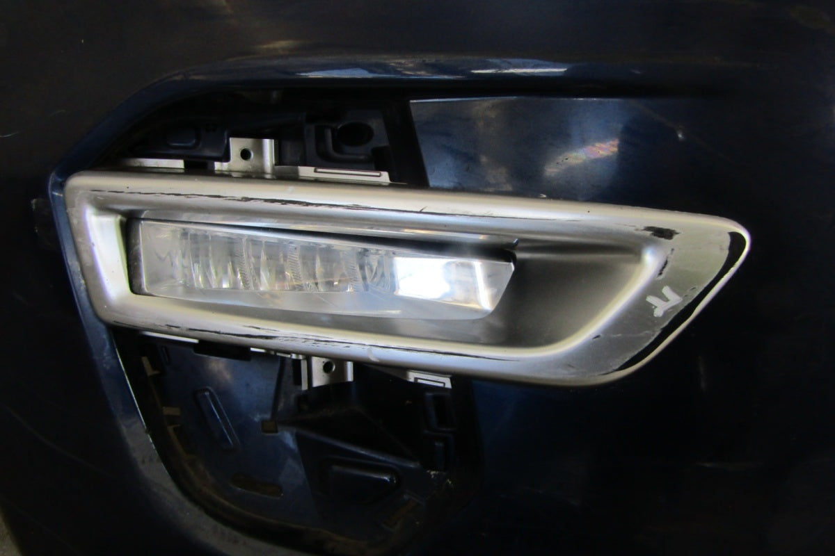 Prednji branik LAND ROVER DISCOVERY SPORT L550 14-18