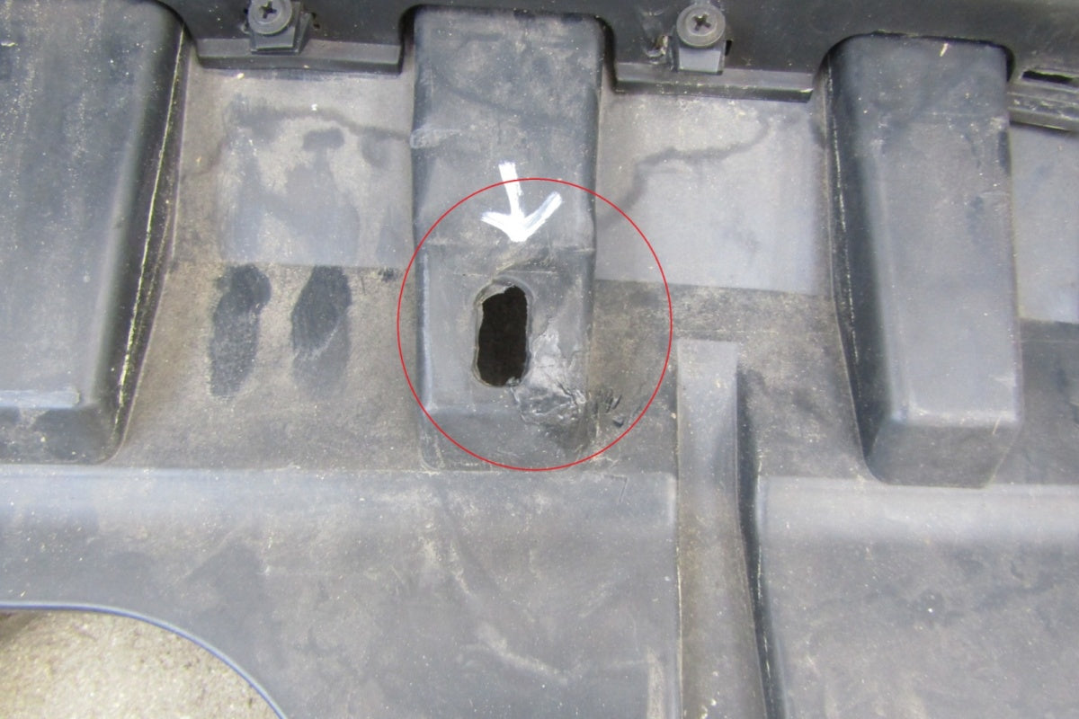 Prednji branik LAND ROVER DISCOVERY SPORT L550 14-18