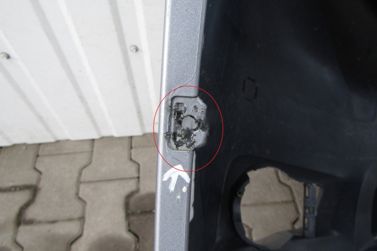 Prednji branik Toyota Sienna 10-