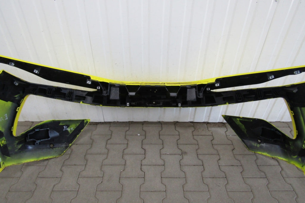 Prednji branik Lotus Eletre R 23-